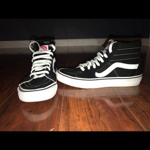 Vans classic sk8 hi tops black/white